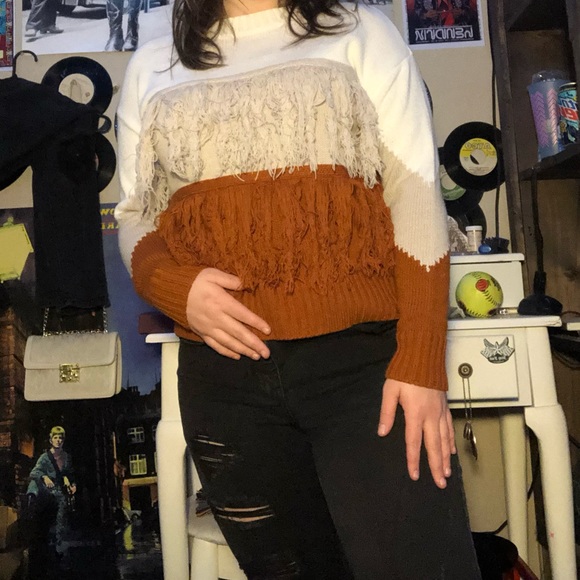 thrifted 3 toned tasseled sweater! - Picture 1 of 3